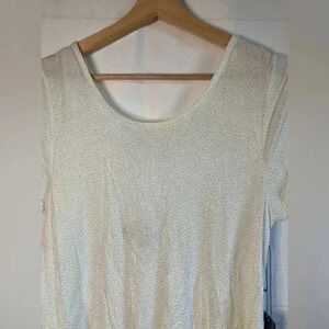 Jennifer Lopez sparkly top NWT‎ 🏡